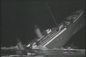 The ship sinks without breaking in two, however at the time there was some debate on the matter, with the White Star Line claiming the breakage could not have happened, fearing it would reflect badly on the company to admit a weakness in the hull. 